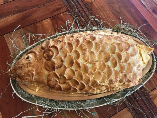 la meilleure recette de saumon cuit en croûte de pâte à sel-lameilleurecette